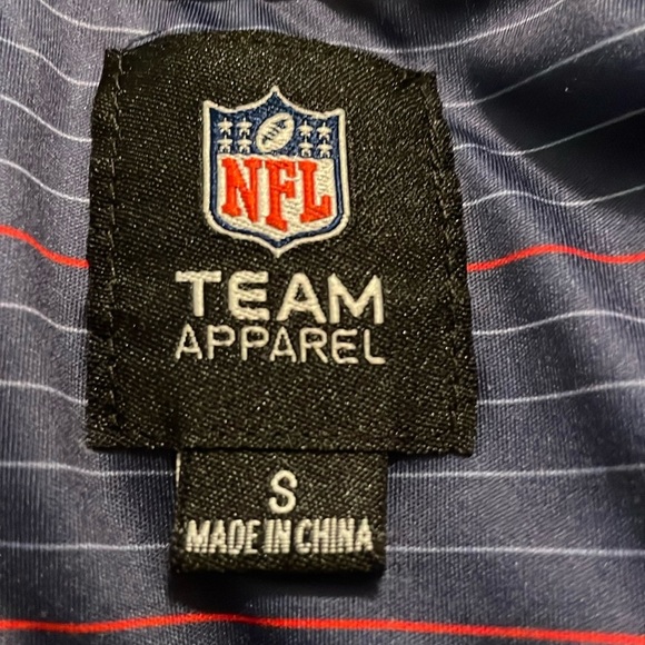 New England‎ patriot NFL SMALL POLO SHIRT NWOT SMOKE FREE HOME. - Picture 3 of 7